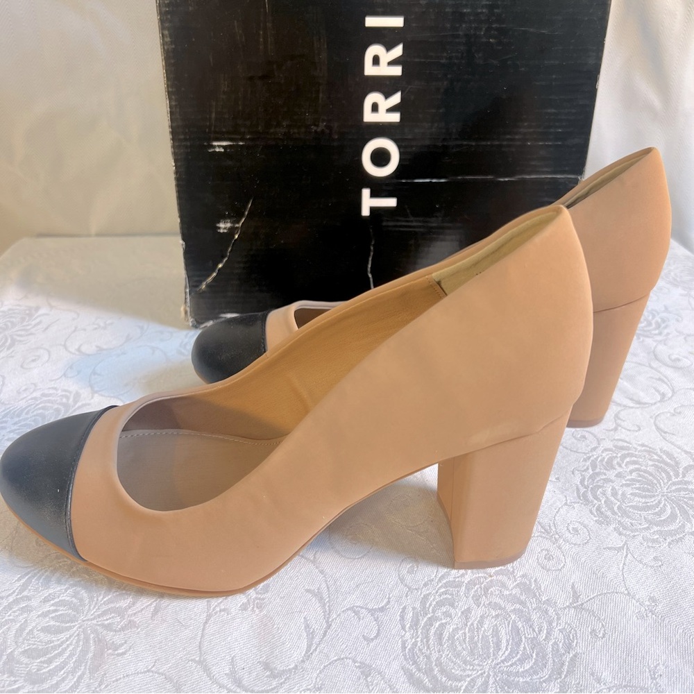 Torrid Tan and Black Women's Heels - Picture 5 of 9